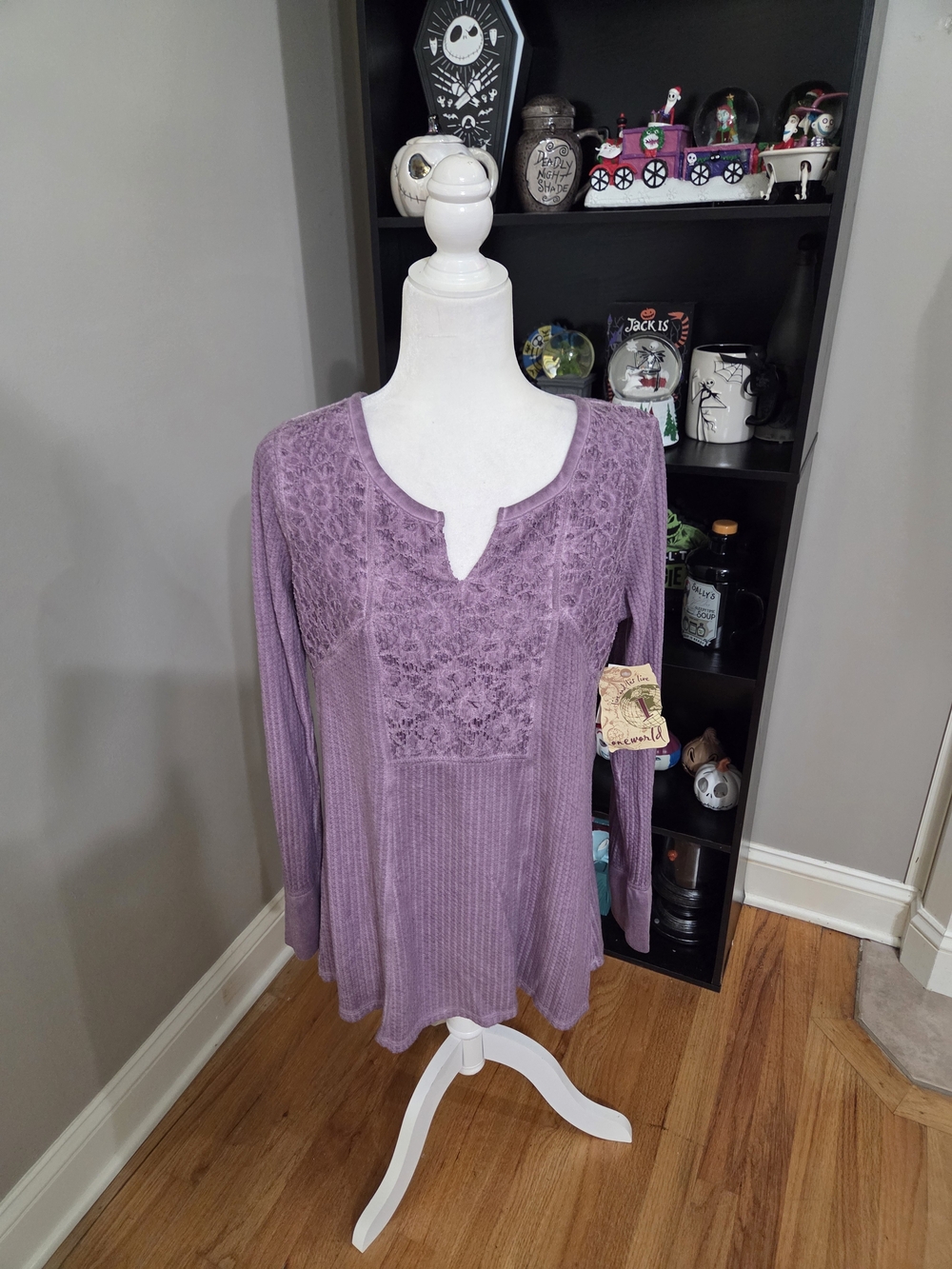 Lilac Petite Long-Sleeve Lace Yoke Women's Top
